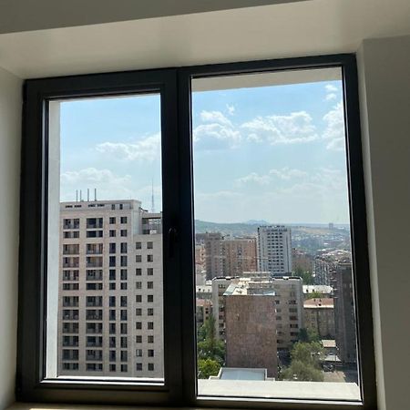 Holiday Centrum Yerevan Ngoại thất bức ảnh