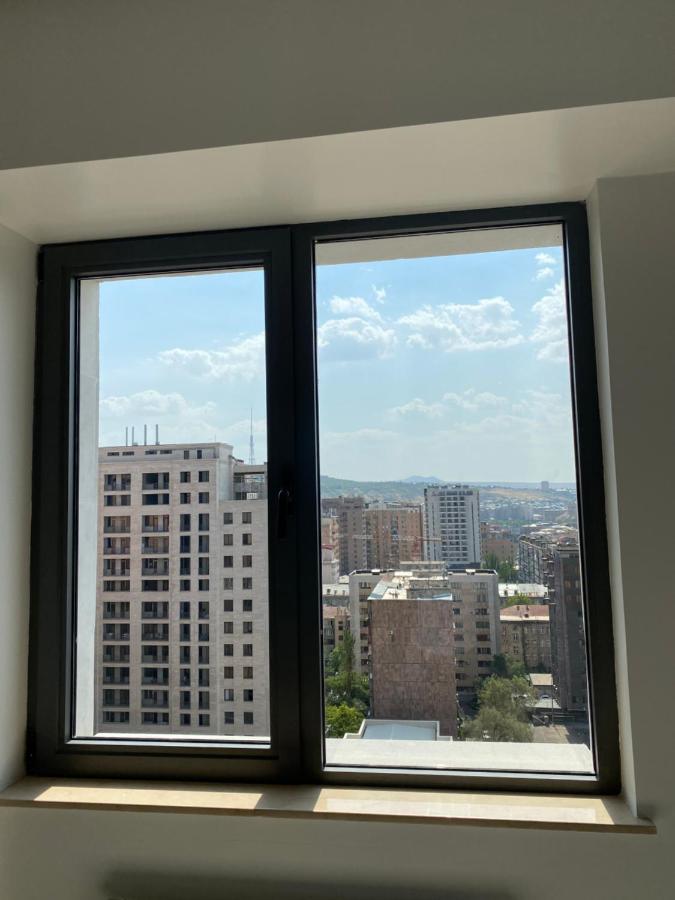 Holiday Centrum Yerevan Ngoại thất bức ảnh
