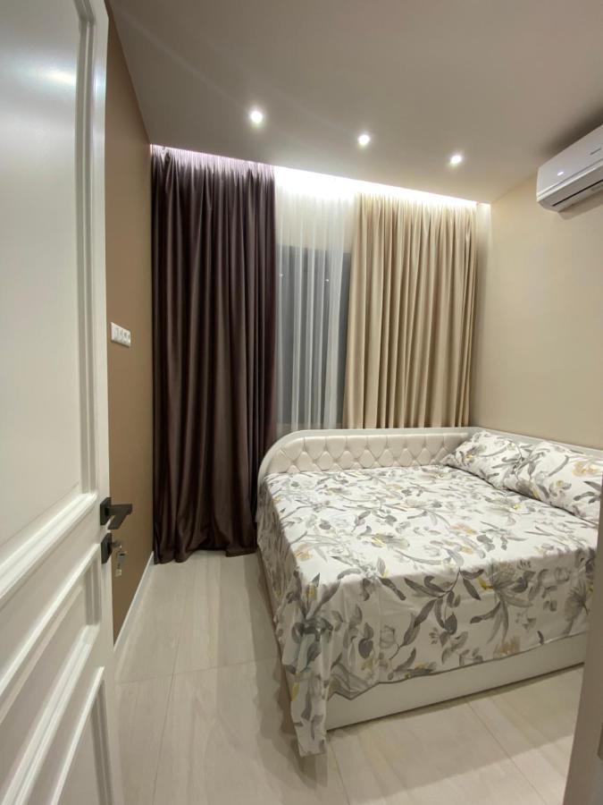 Holiday Centrum Yerevan Ngoại thất bức ảnh